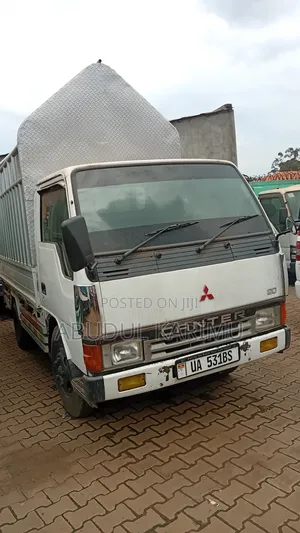 Mitsubish Canter Truck
