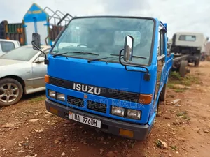 Isuzu Elf Tipper