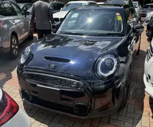 Mini Cooper 2023 Blue