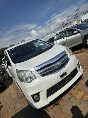 Toyota Noah 2013 White