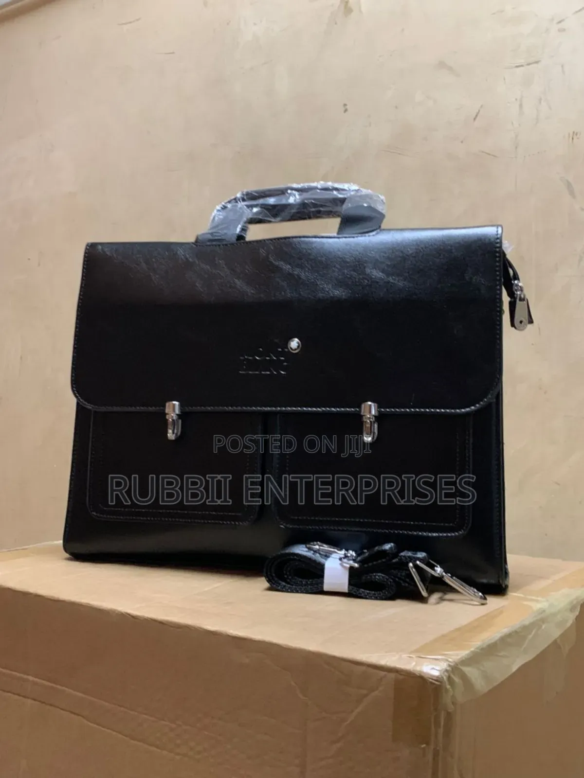 Business Briefcase ~ Black