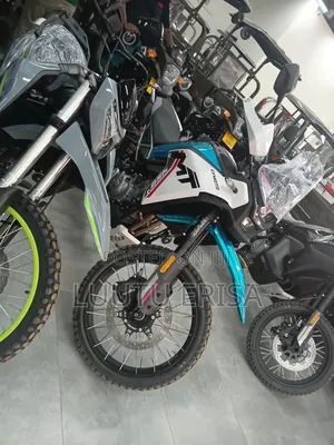 New CFMoto 400NK 2026 Blue