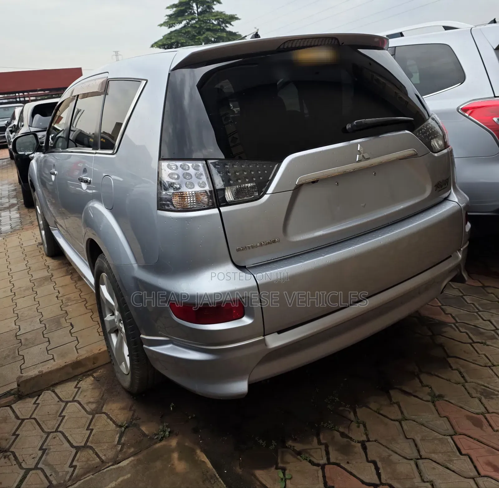 Mitsubishi Outlander 2012 Silver