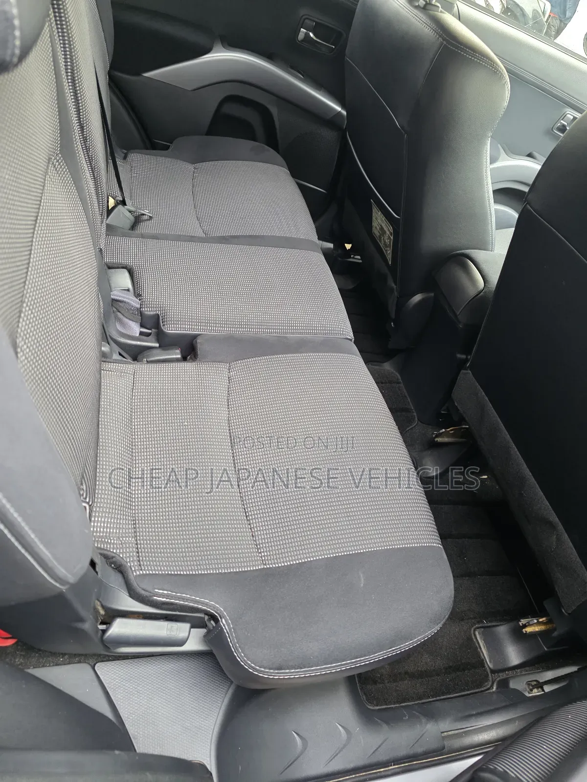 Mitsubishi Outlander 2012 Silver