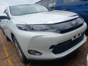 Toyota Harrier 2.0 2016 White