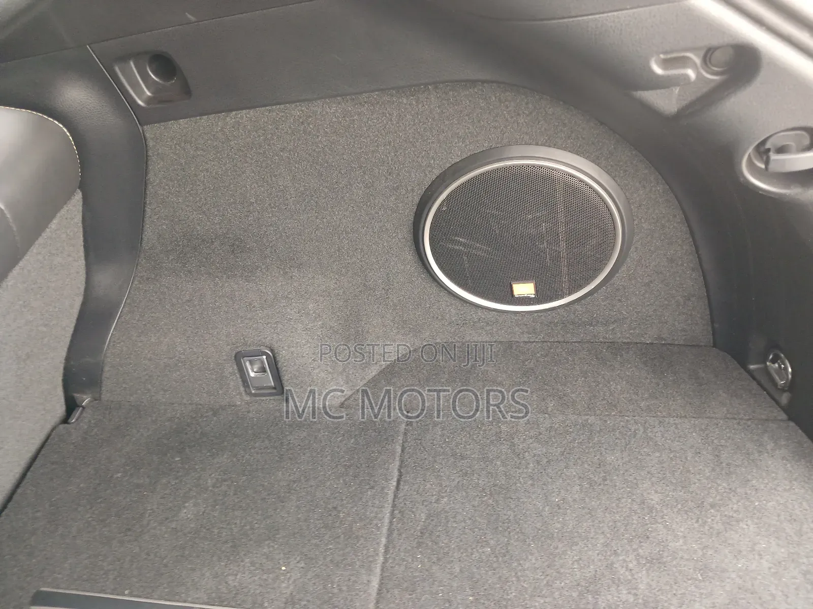 Toyota Harrier 2.0 2016 White
