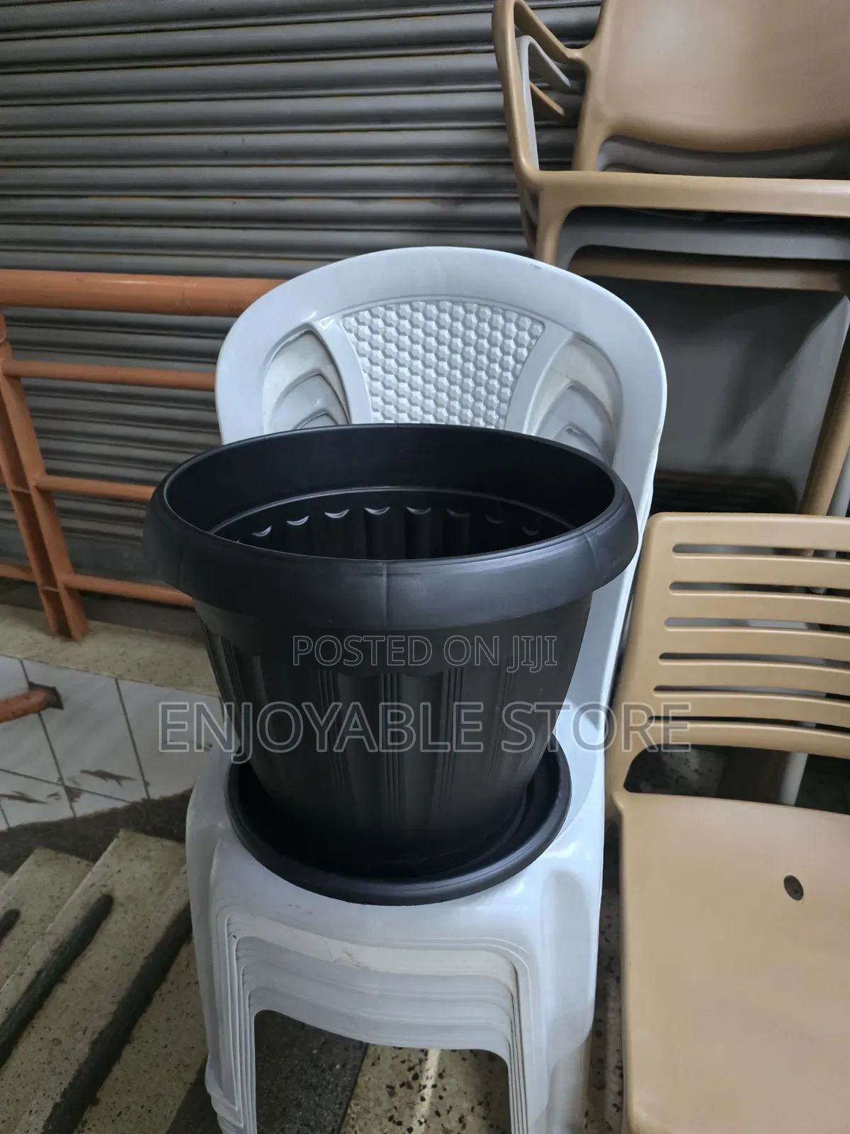 Stackable Plastic Flower Pots Stackable Plastic Flower Pots