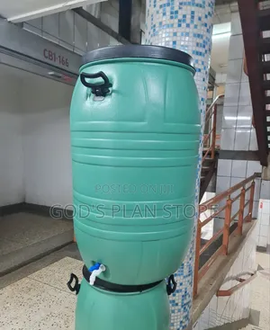 Mechadize Plastic Water Tank With Tap 240litres