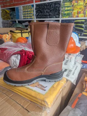 Texted Safety Shoes Heavy Duty