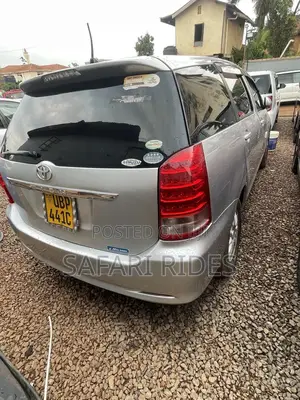 Toyota Wish 2007 Silver