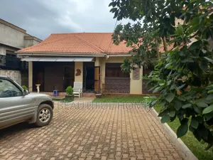 Furnished 4bdrm House in Kira for sale