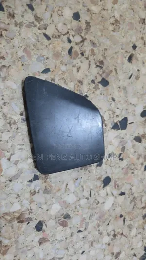 Toyota Vanguard Front Bumper Hook Eye / Cover Cap