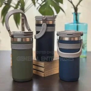 Vacuum-Insulated Stainless Steel Travel Mug With a Handle