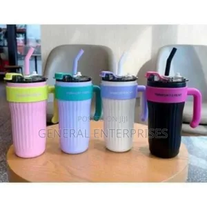 Stainless Steel Insulated Tumbler With a Handle
