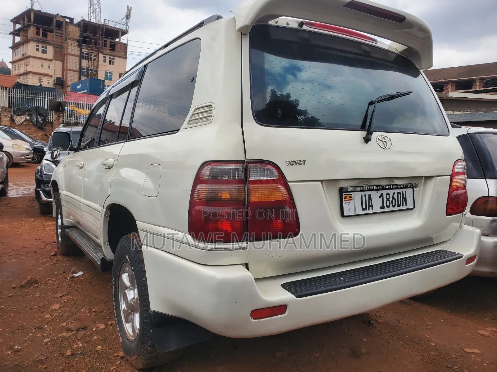 Toyota Land Cruiser 2006 White