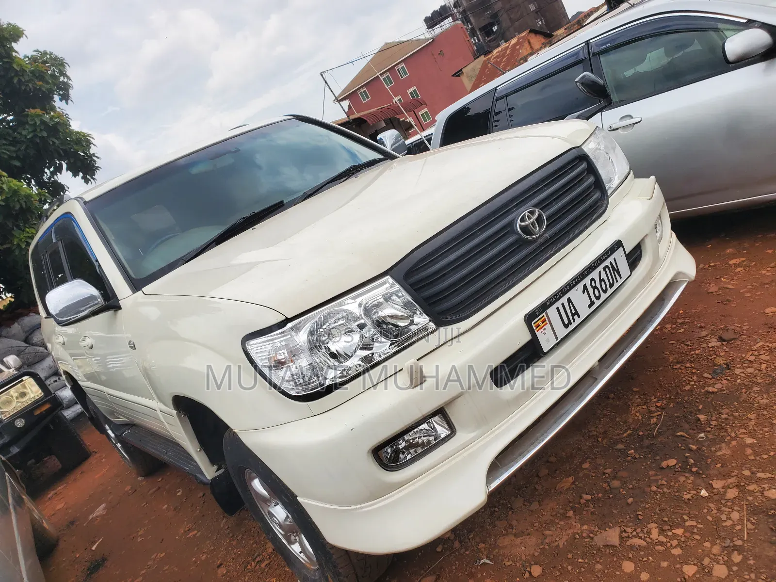 Toyota Land Cruiser 2006 White