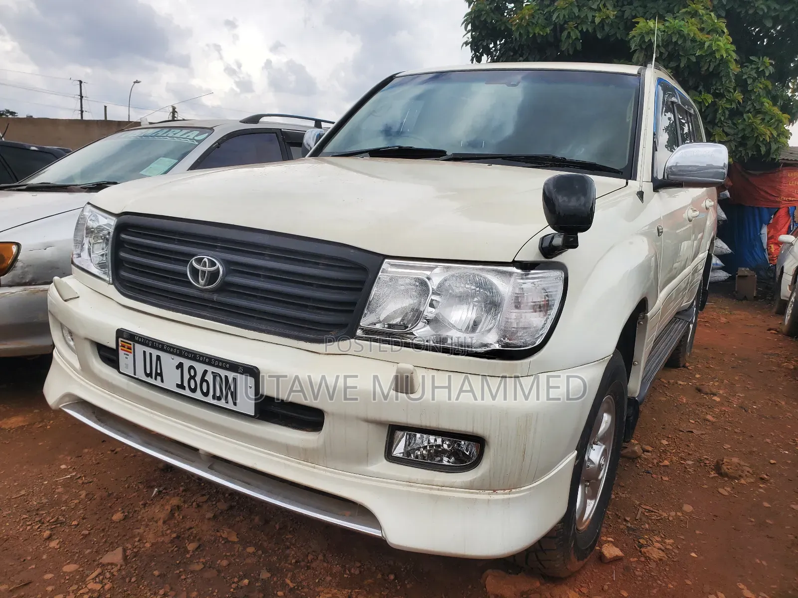 Toyota Land Cruiser 2006 White