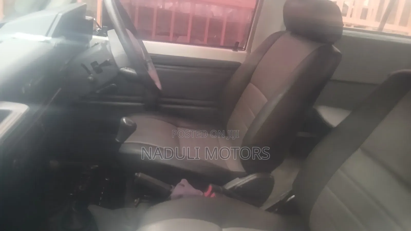 Toyota Land Cruiser 2007 White