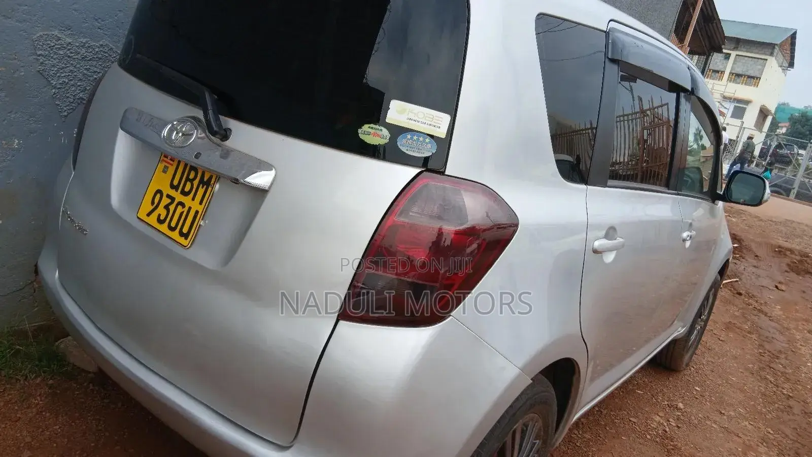 Toyota Ractis 2008 Silver