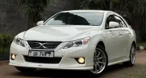 Toyota Mark X 2.5 AWD 2011 White