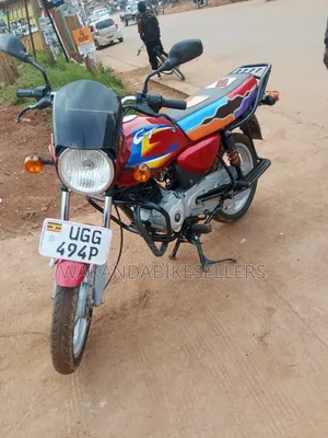 Bajaj Boxer 125 2024 Red