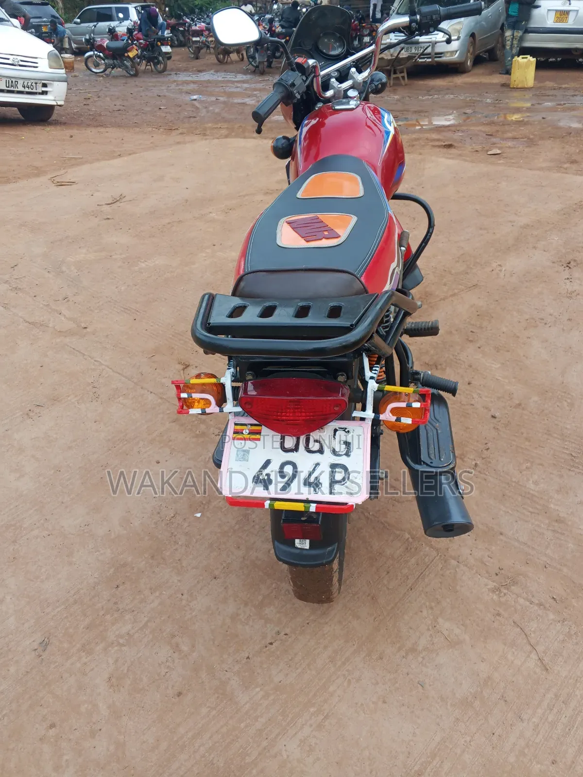 Bajaj Boxer 125 2024 Red