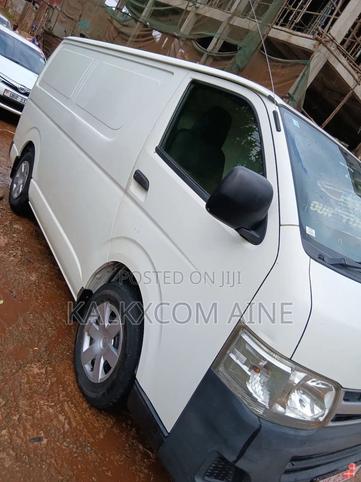Toyota HiAce 2012 White