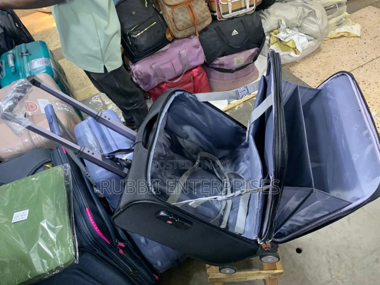 Carbin Crew Bags