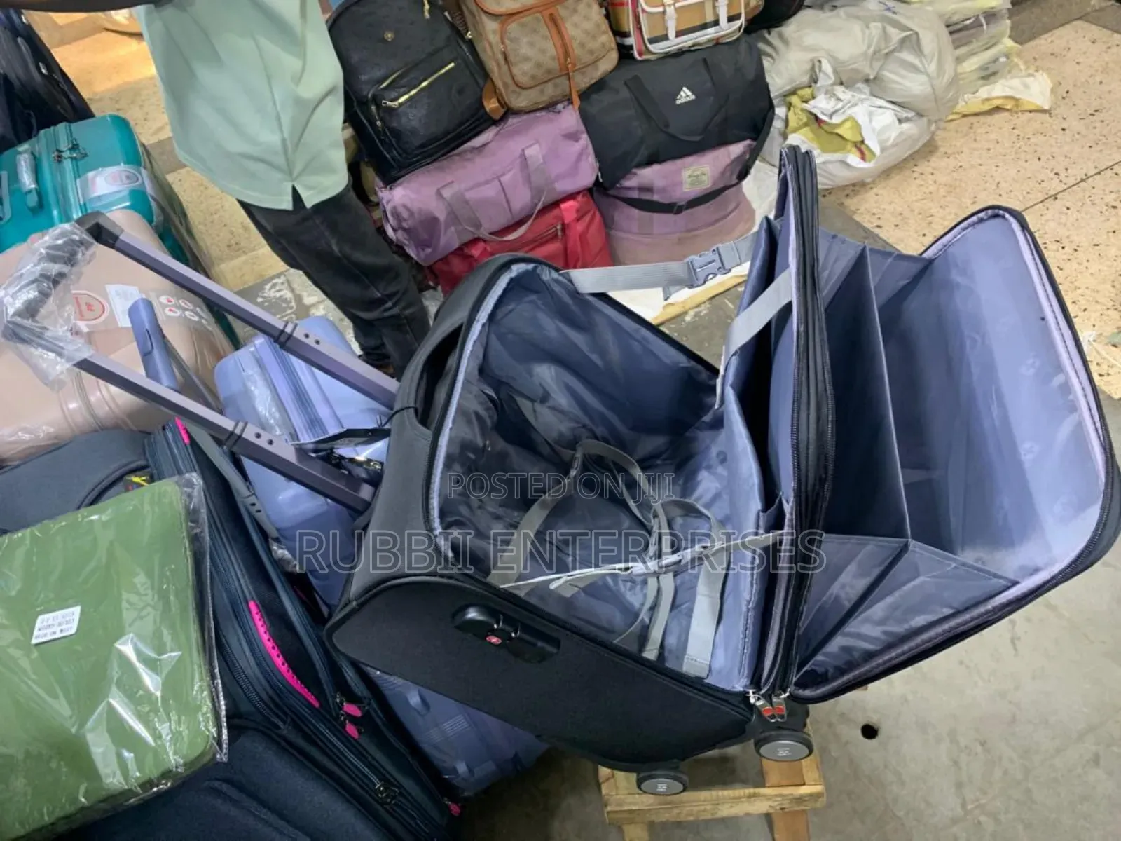 Carbin Crew Bags