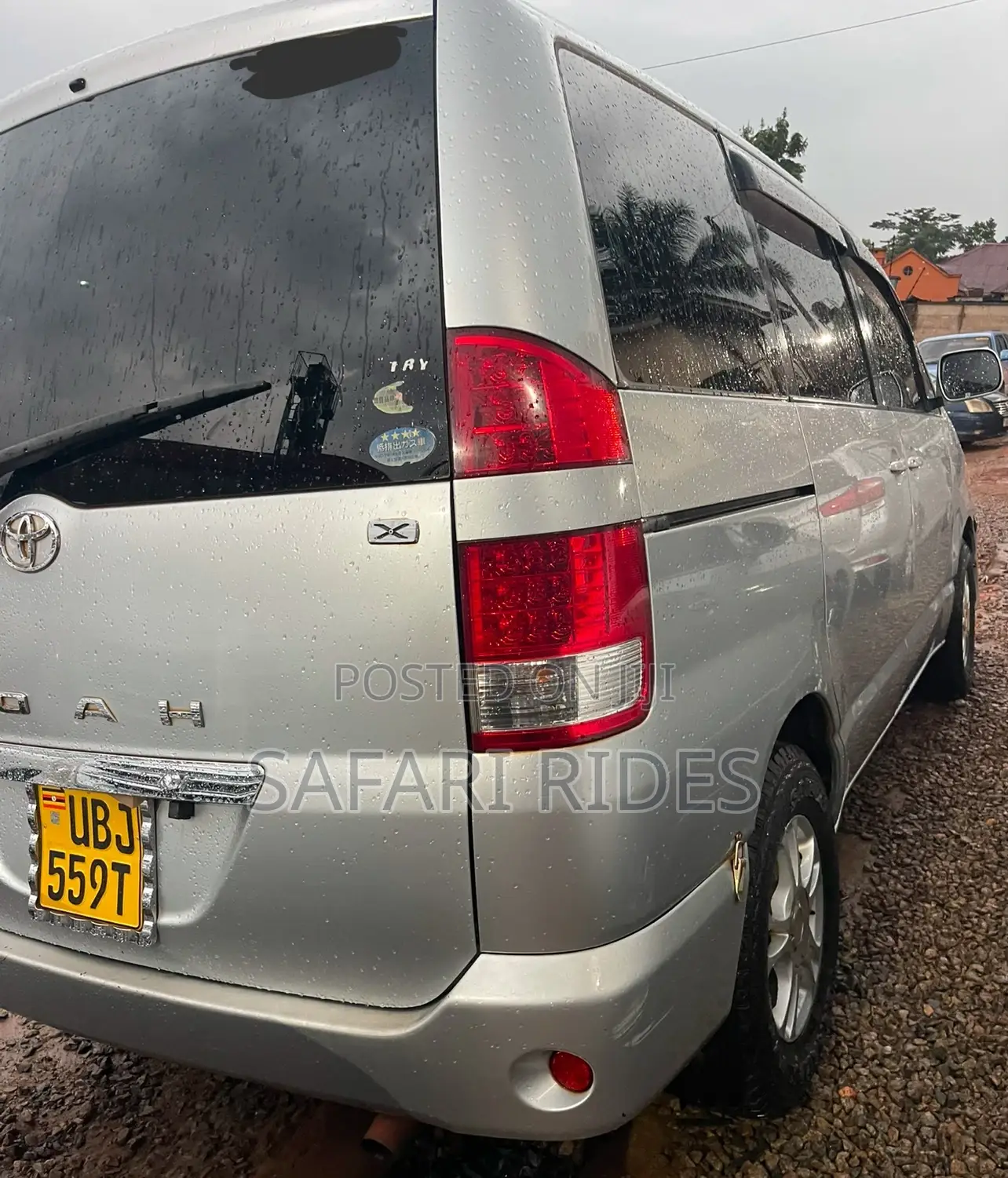 Toyota Noah 2007 Silver