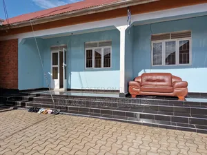 2bdrm Bungalow in Bweyogerere, Central Division for rent
