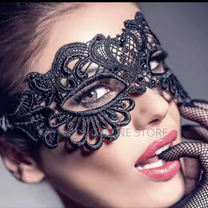 Black Party Mask for Women Hollow Lace Masquarade Prom Party Costume