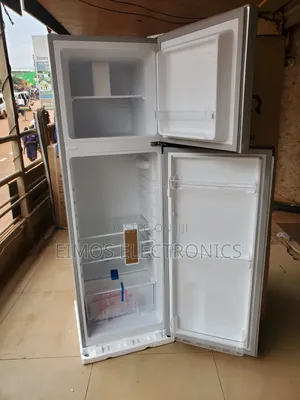 Chiq 220l Frost Free Refrigerator