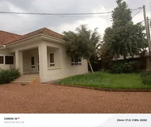 3bdrm Bungalow in Fs Properties Ltd, Central Division for rent
