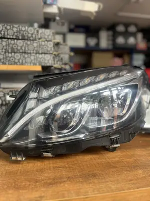 Mercedes Benz C200 Headlight 2014-18