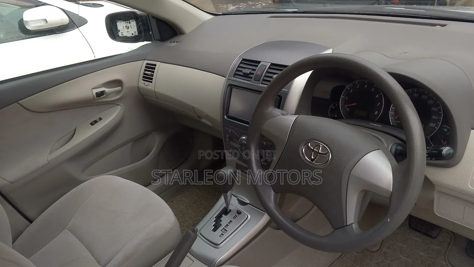 Toyota Axio 2010 Silver