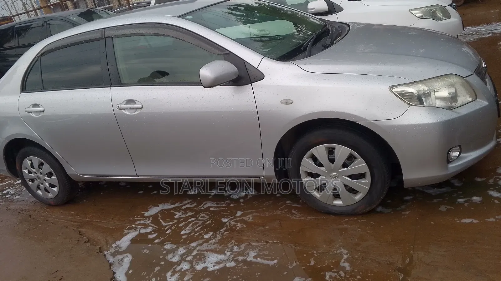 Toyota Axio 2010 Silver