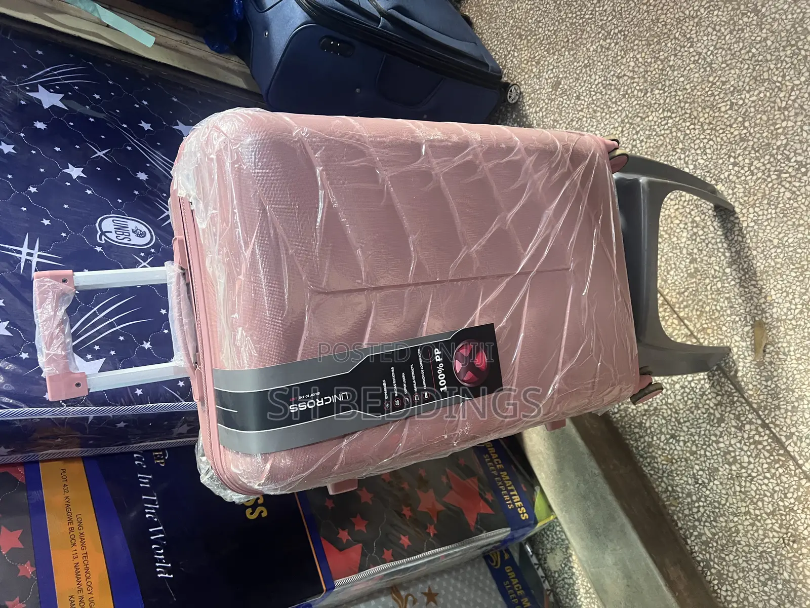 Rubber and Plastic Suitcase in All Types