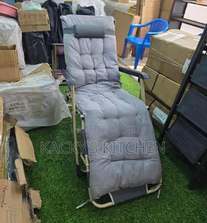 Zero Gravity Lounge Chair