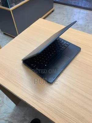 Laptop Dell Latitude 3189 4GB Intel Celeron SSD 128GB