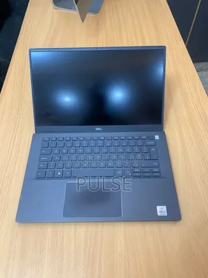 Laptop Dell Vostro 14 5000 8GB Intel Core i5 SSD 256GB