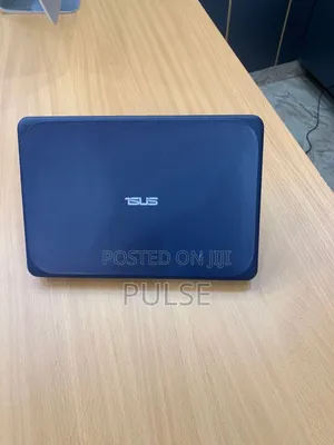 Laptop Asus VivoBook W202 4GB Intel Celeron SSD 60GB