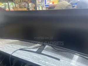 A Viotek Curved Super Ultra-Wide Gaming Monitor 49 Inches / 49 Inches