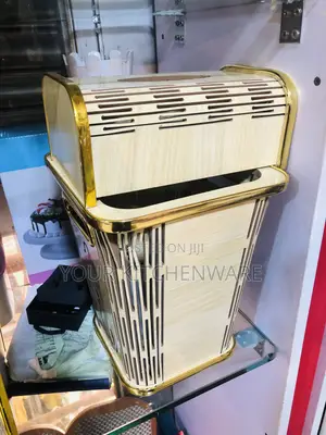 Dustin Bin With Tissue Box