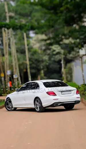 Mercedes-Benz E200 2017 White