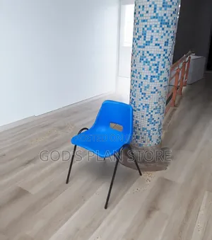 Metallic Stands Plastic Chairs Metallic Stands Plastic Chairs.