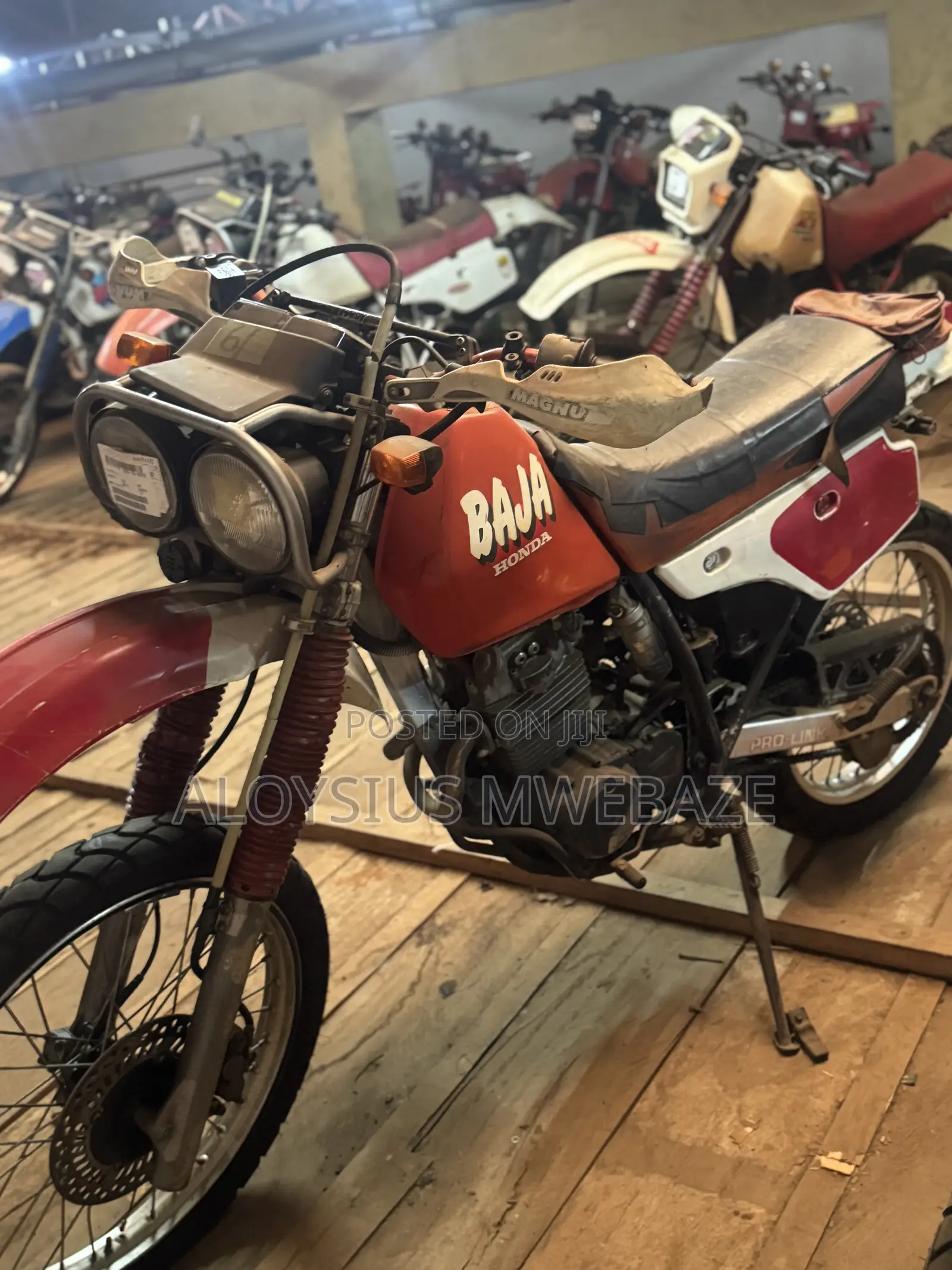 Honda 2005 Red