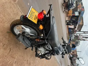 Bajaj CT 125X 2025 Black
