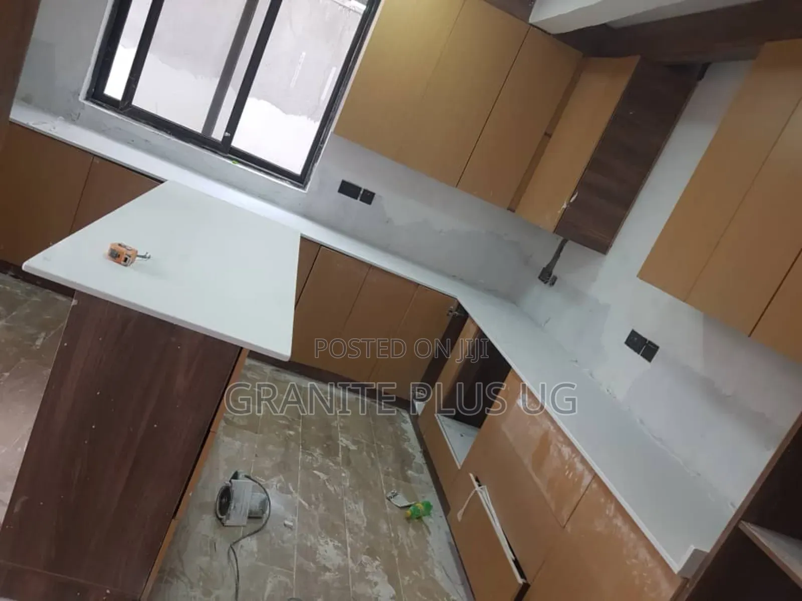 White Kitchen Top