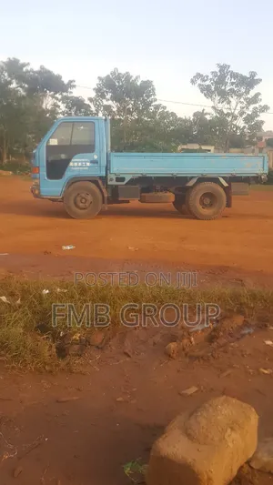 Isuzu Elf (Long)